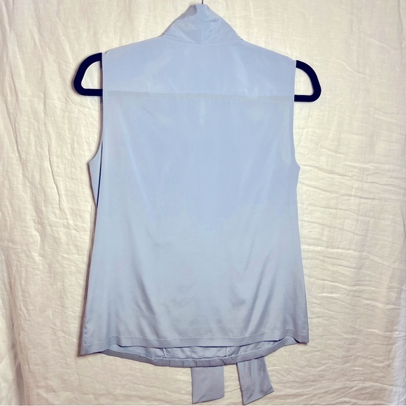 Silk Tory Burch no sleeve with bow robin blue blouse! Perfect condition! - Picture 4 of 6